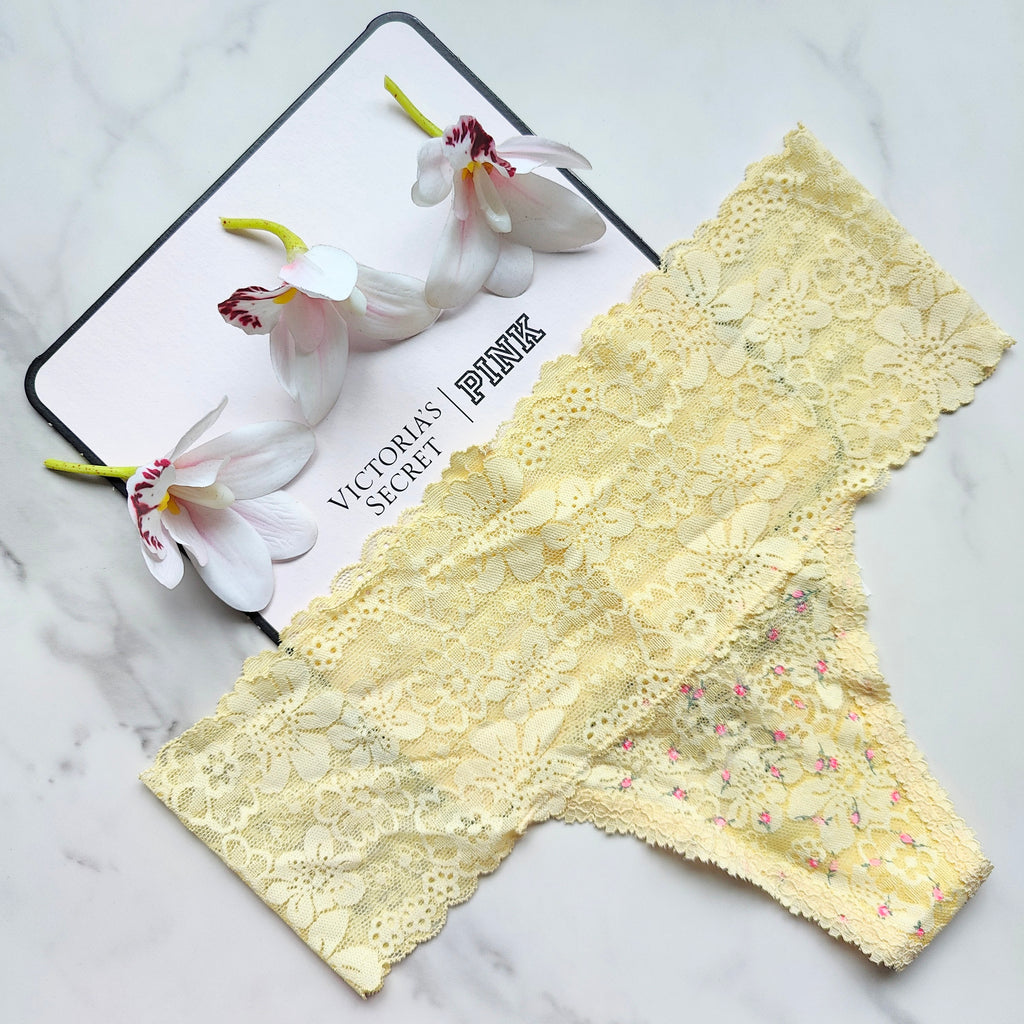 Wink Wide-Waist Lace Thong Panty