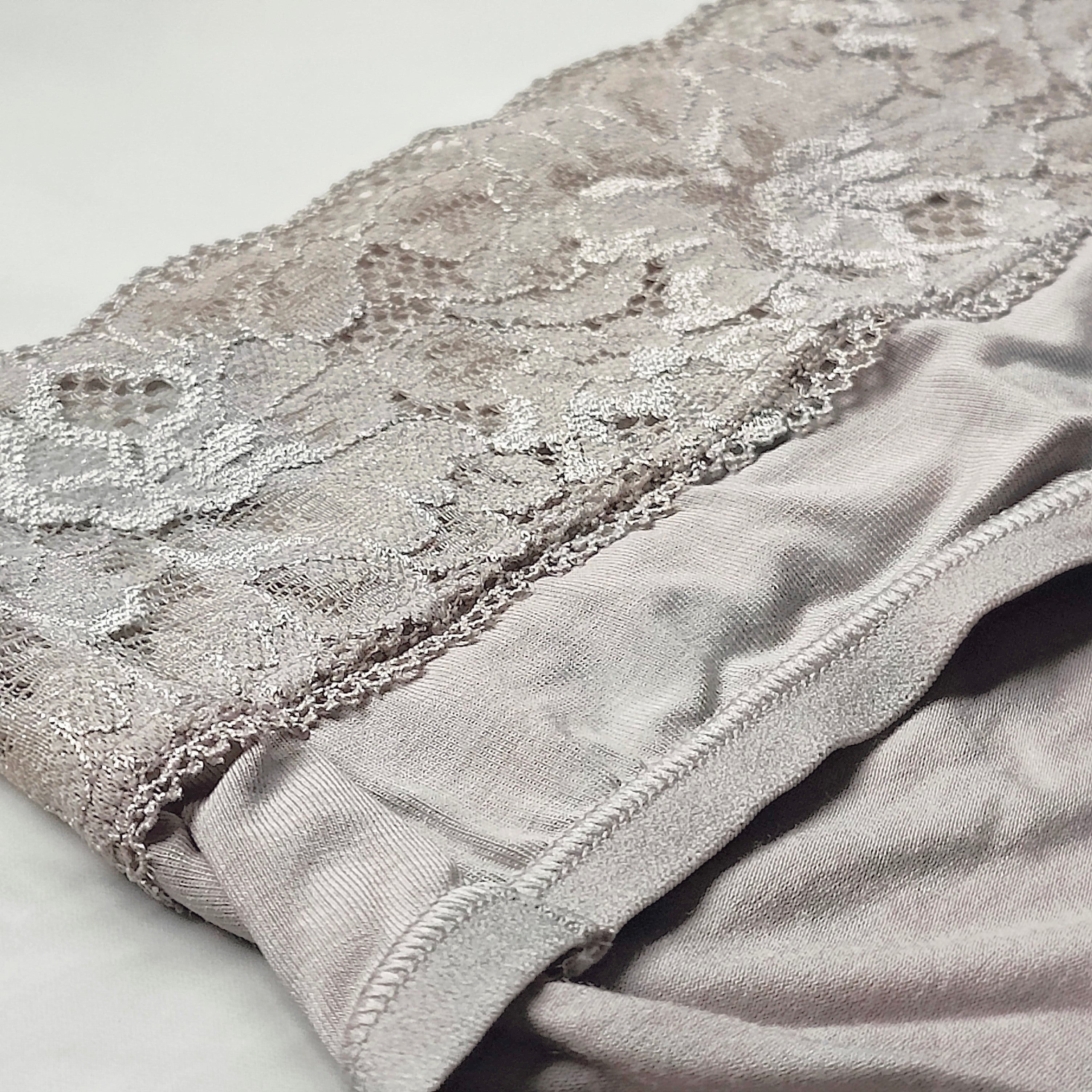 Embraceable Super Soft Signature Lace Hipster Panty