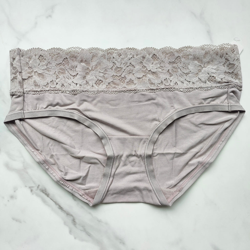 Embraceable Super Soft Signature Lace Hipster Panty