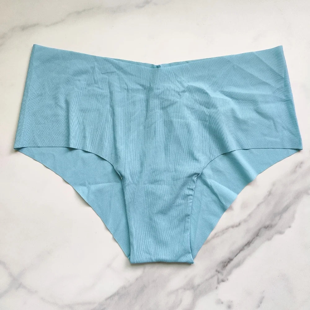 Victoria's Secret  No-Show Ribbed Cheeky Panty 