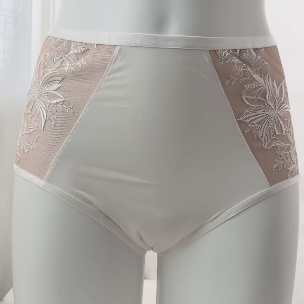 Soma's Sexiest Framed Embroidery High-Waisted Cheeky Panty