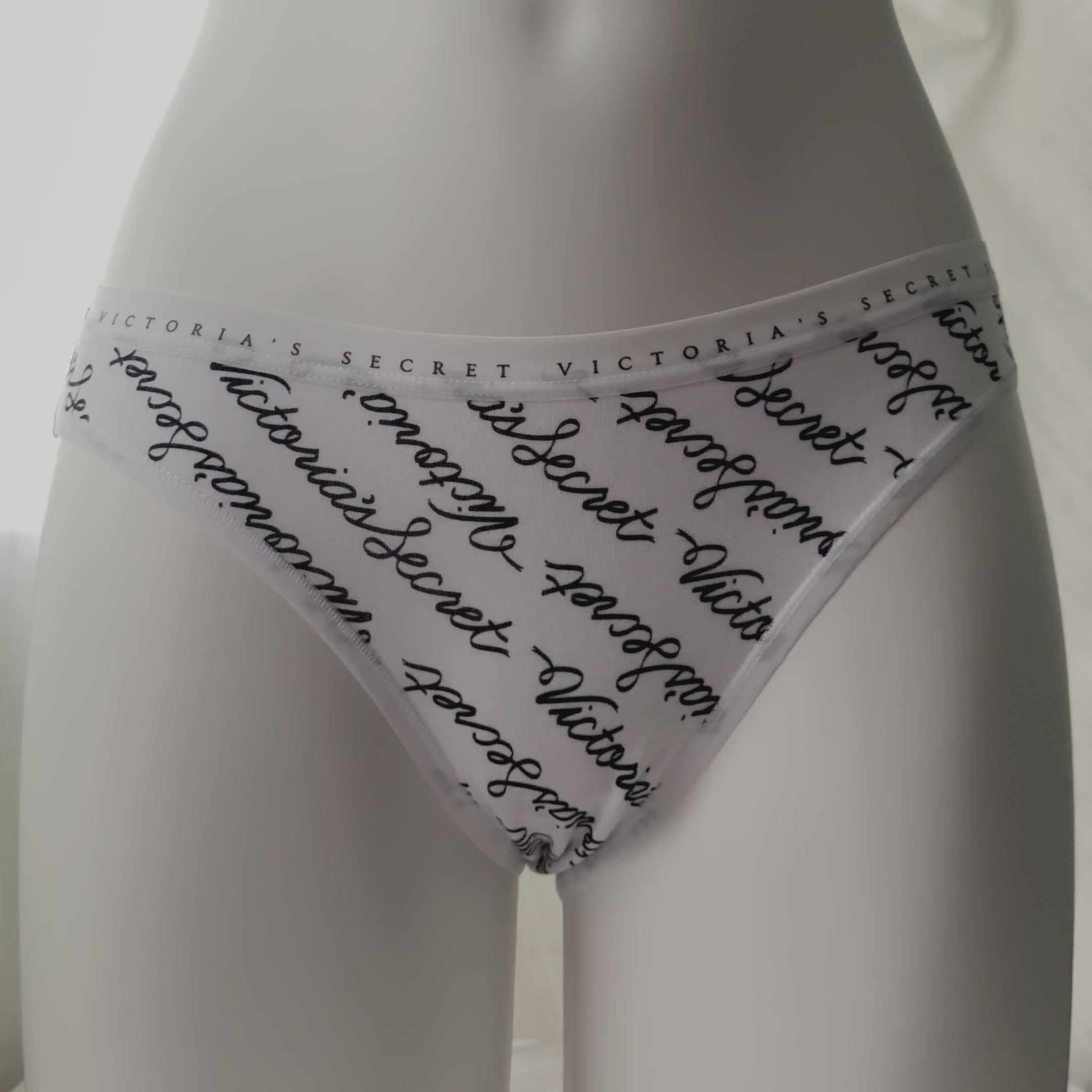 Stretch Cotton Smooth Bikini Panty