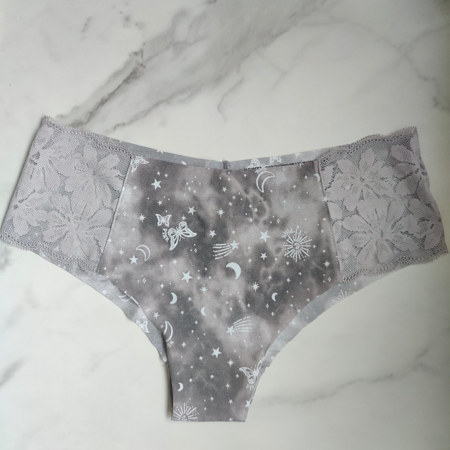 Lace Trim No-Show Cheekster Panty