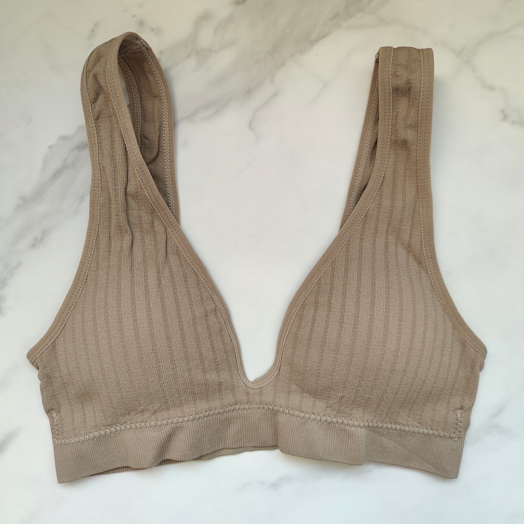 Seamless Ribbed Plunge 3/4 Cup Bralette with Removable Padding