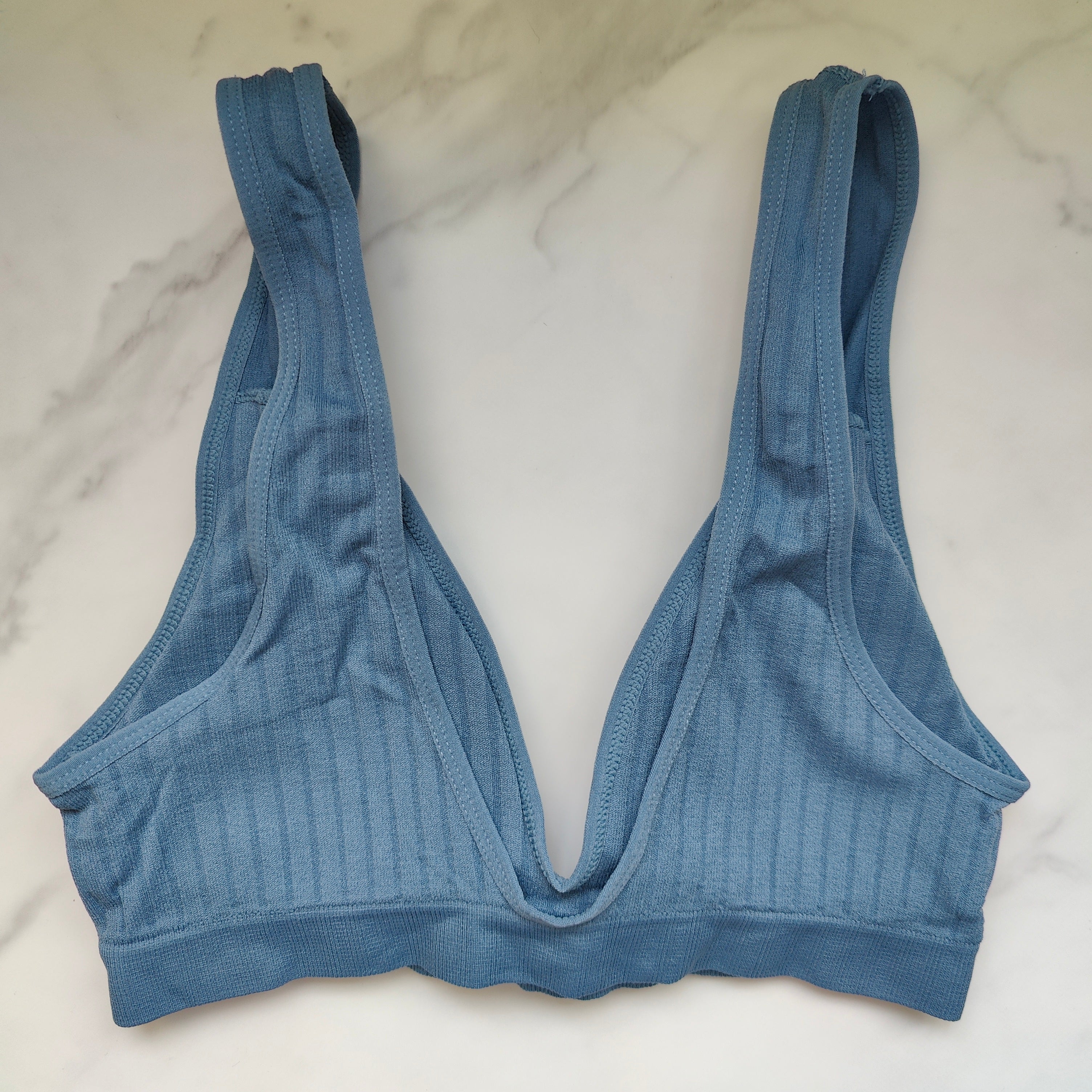 Seamless Ribbed Plunge 3/4 Cup Bralette with Removable Padding