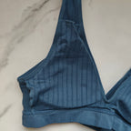 Seamless Ribbed Plunge 3/4 Cup Bralette with Removable Padding