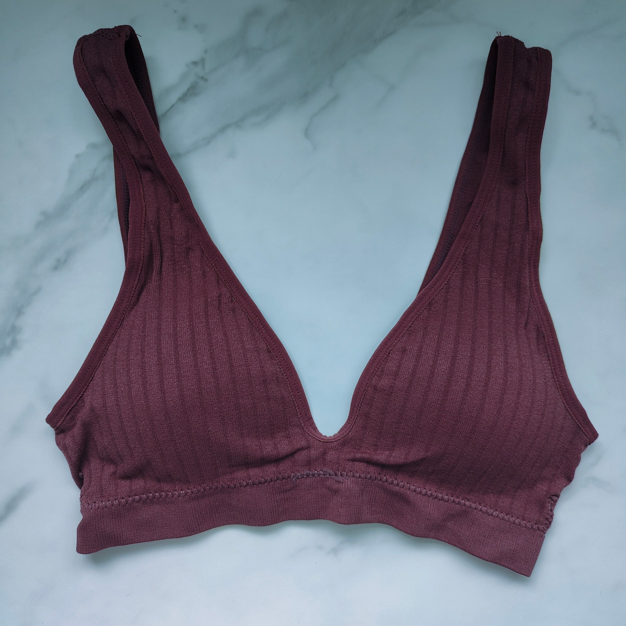 Seamless Ribbed Plunge 3/4 Cup Bralette with Removable Padding