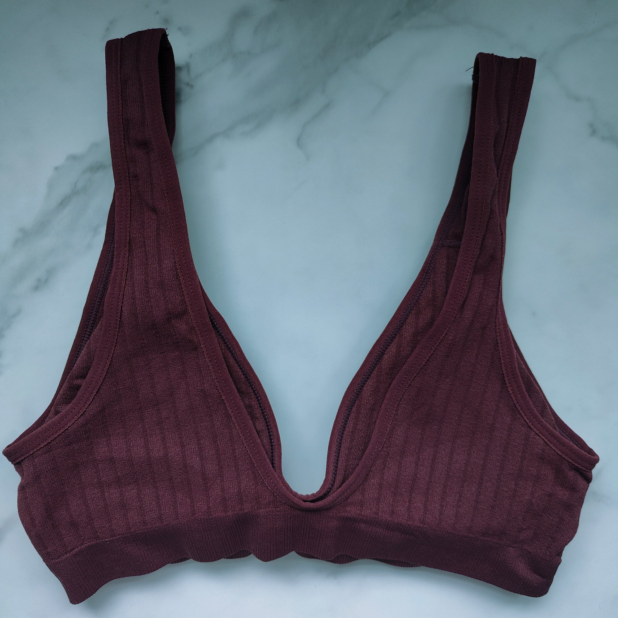 Seamless Ribbed Plunge 3/4 Cup Bralette with Removable Padding