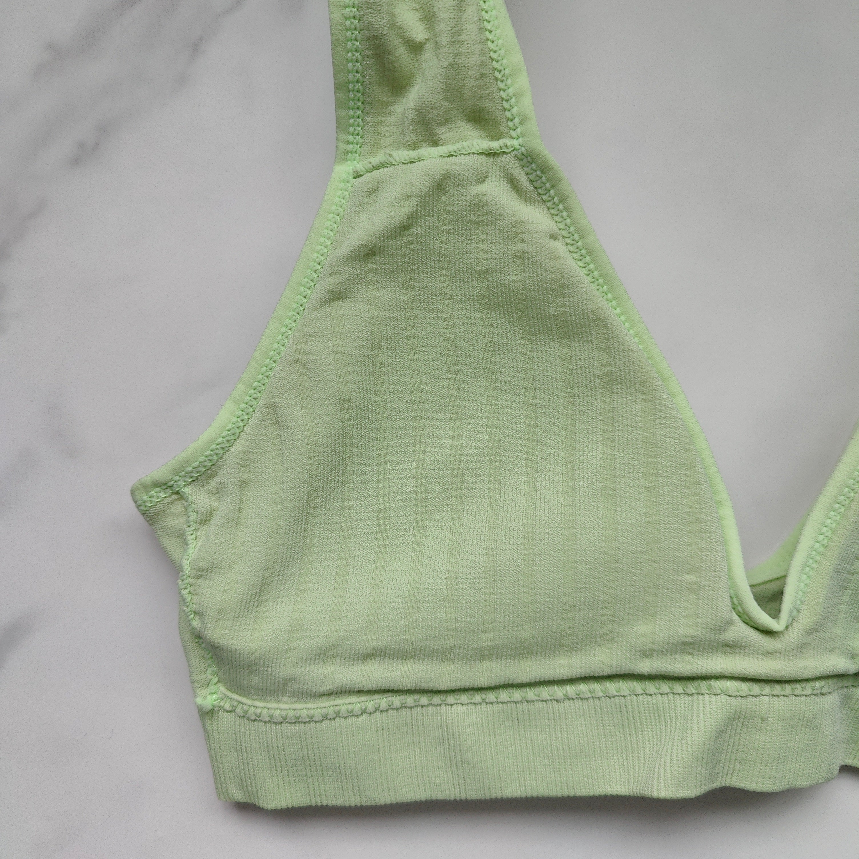 Seamless Ribbed Plunge 3/4 Cup Bralette with Removable Padding