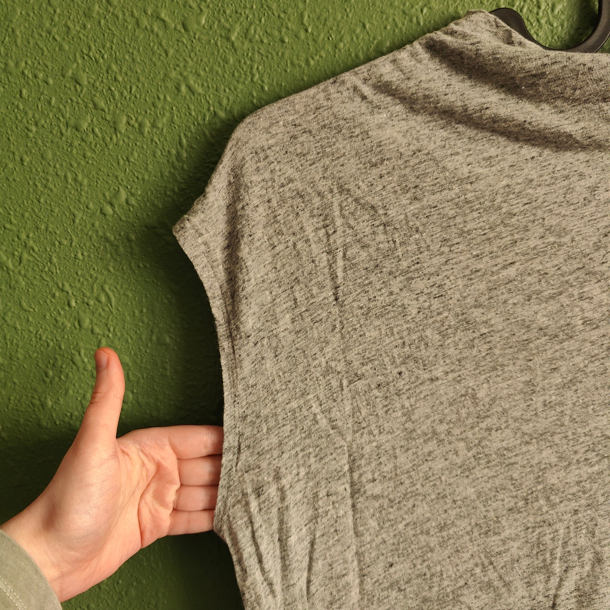 Linen Blend Mock Neck Sleeveless Top