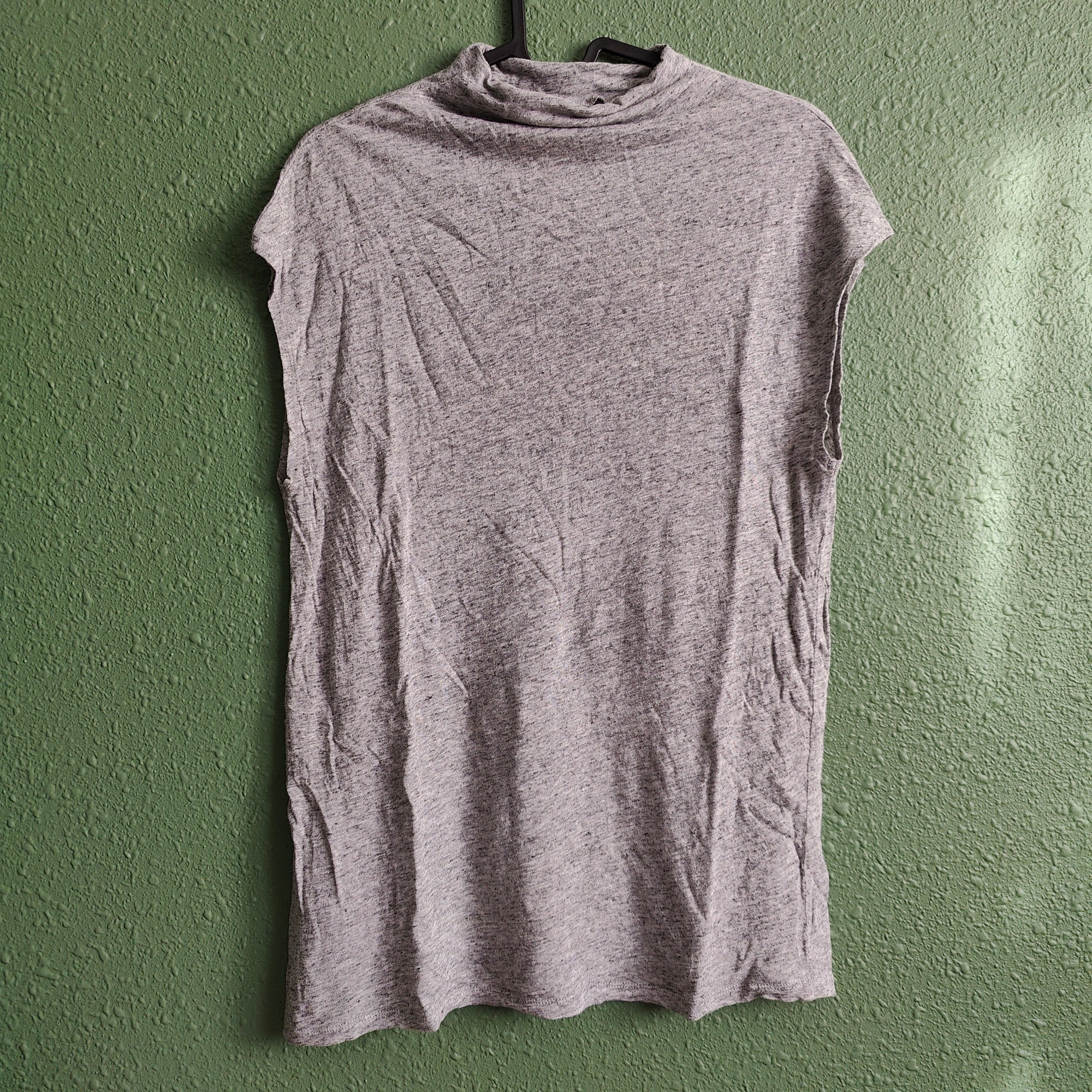Linen Blend Mock Neck Sleeveless Top
