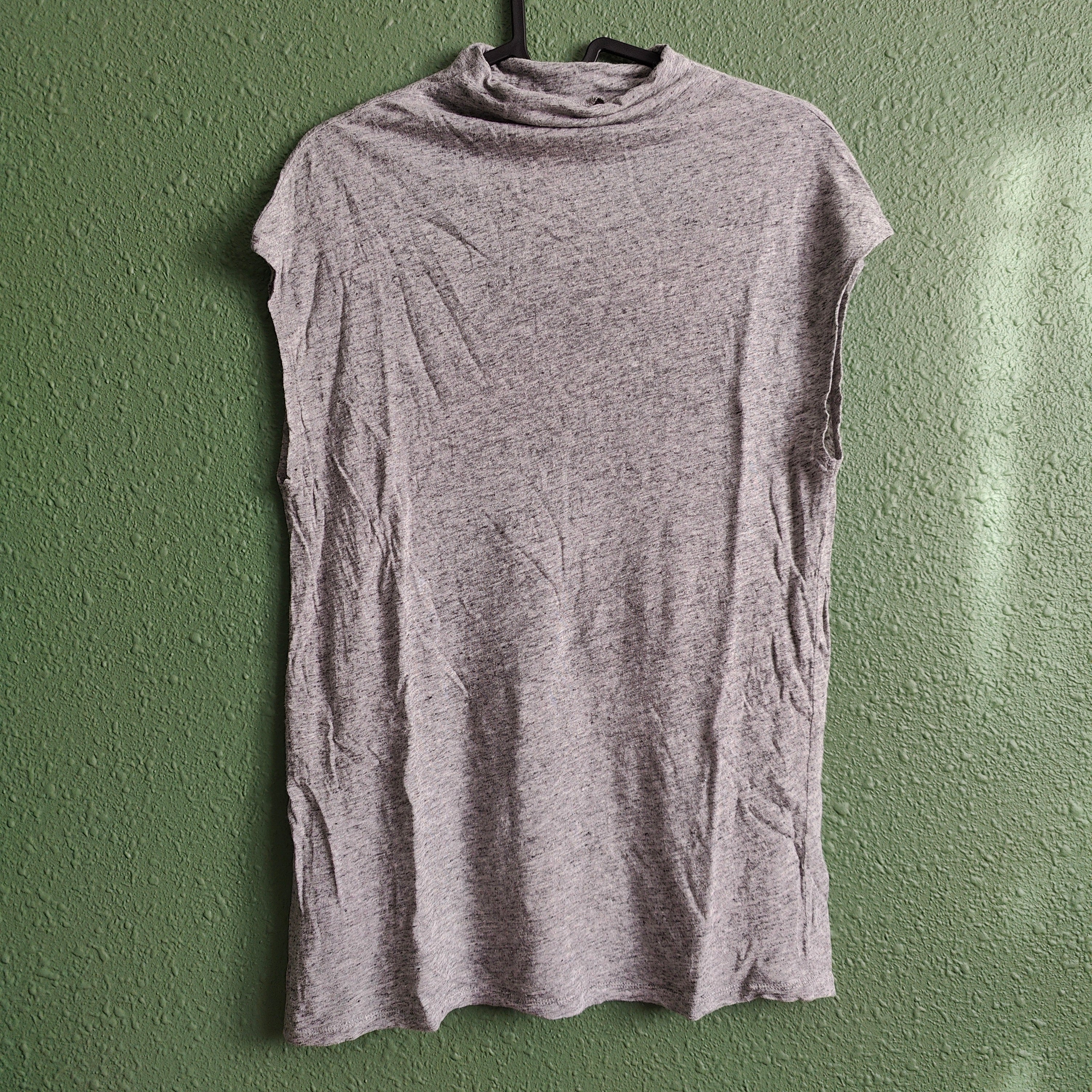Linen Blend Mock Neck Sleeveless Top