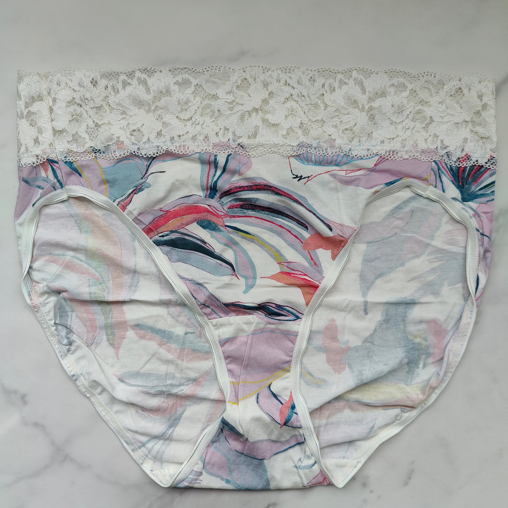 Embraceable Super Soft Signature Lace High-Leg Brief Panty